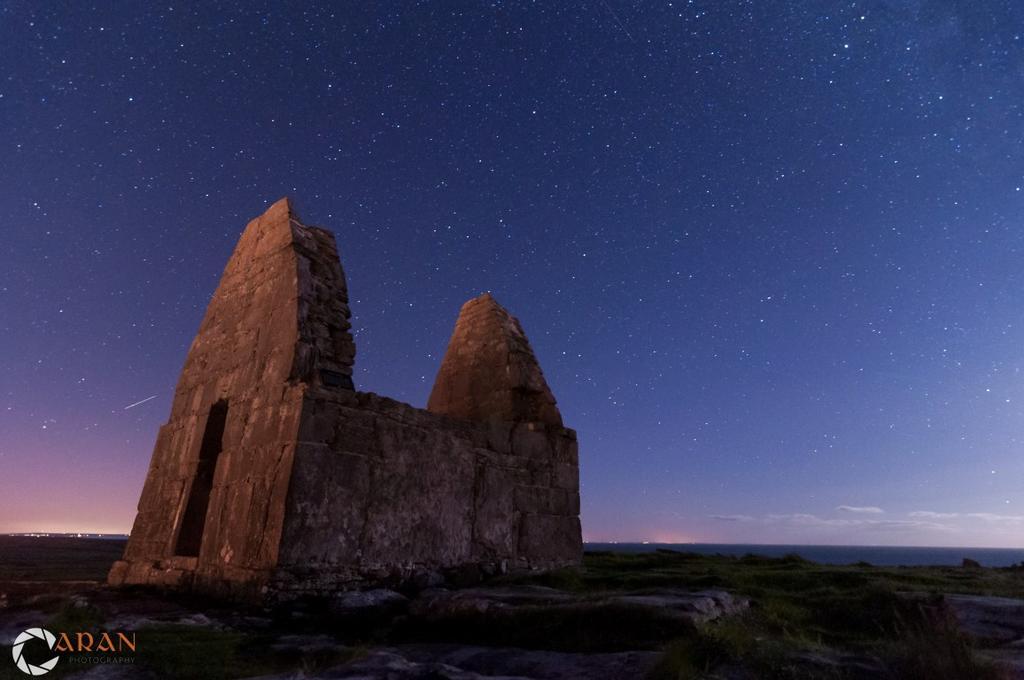 Hotel Tigh Fitz Bed & Breakfast Inis Mór Exterior foto